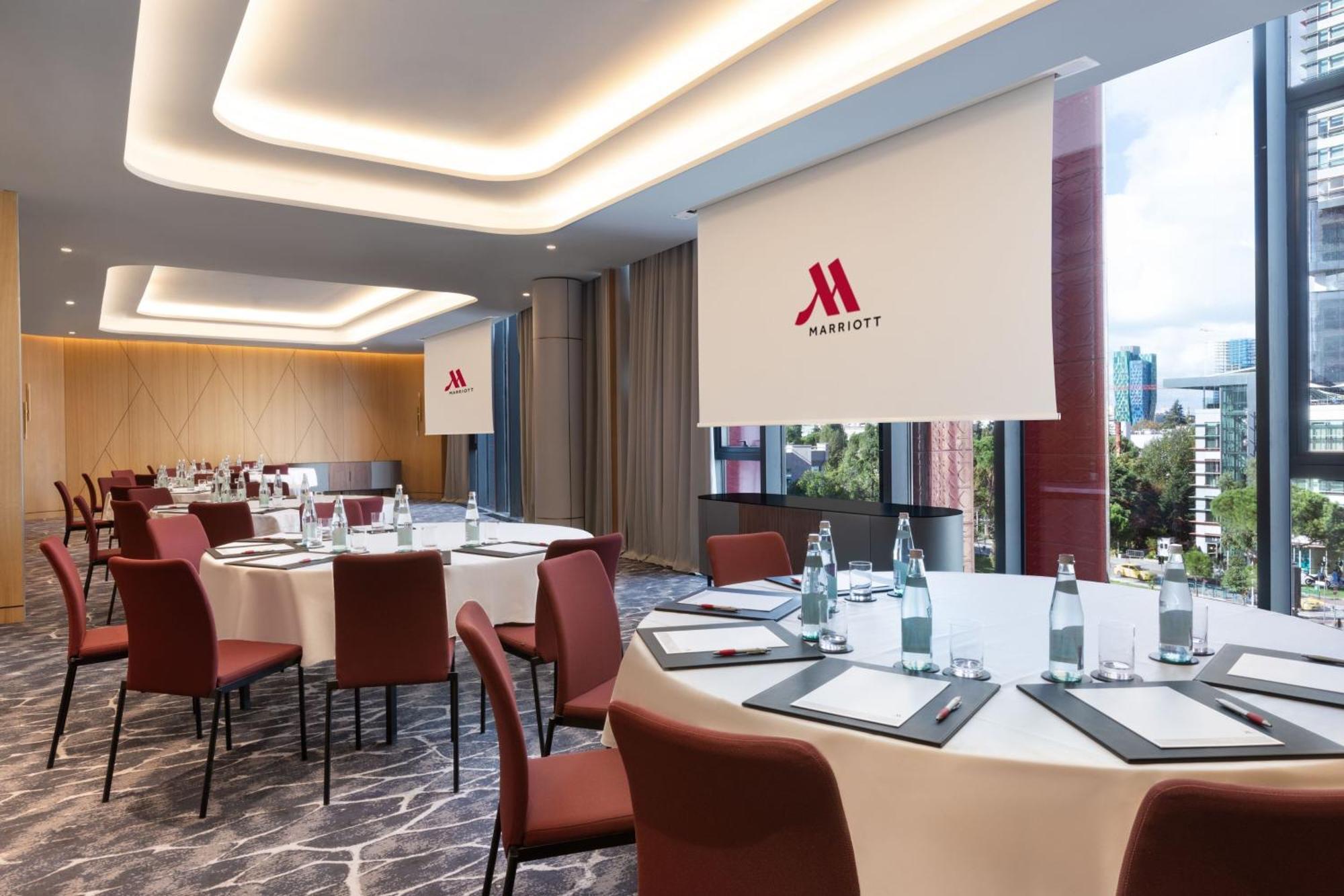 Tirana Marriott Hotel Bagian luar foto