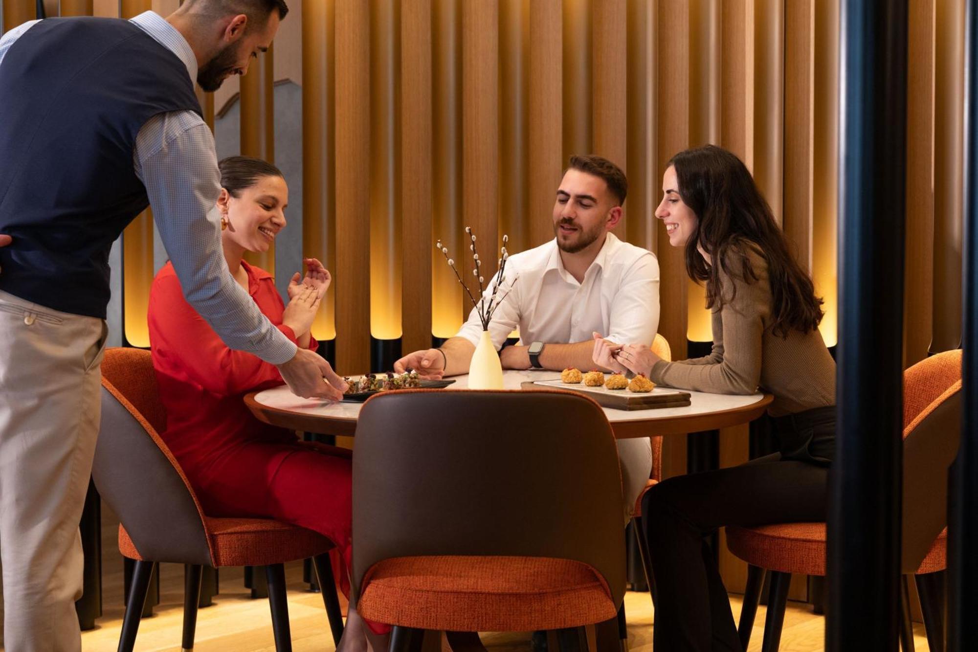 Tirana Marriott Hotel Bagian luar foto